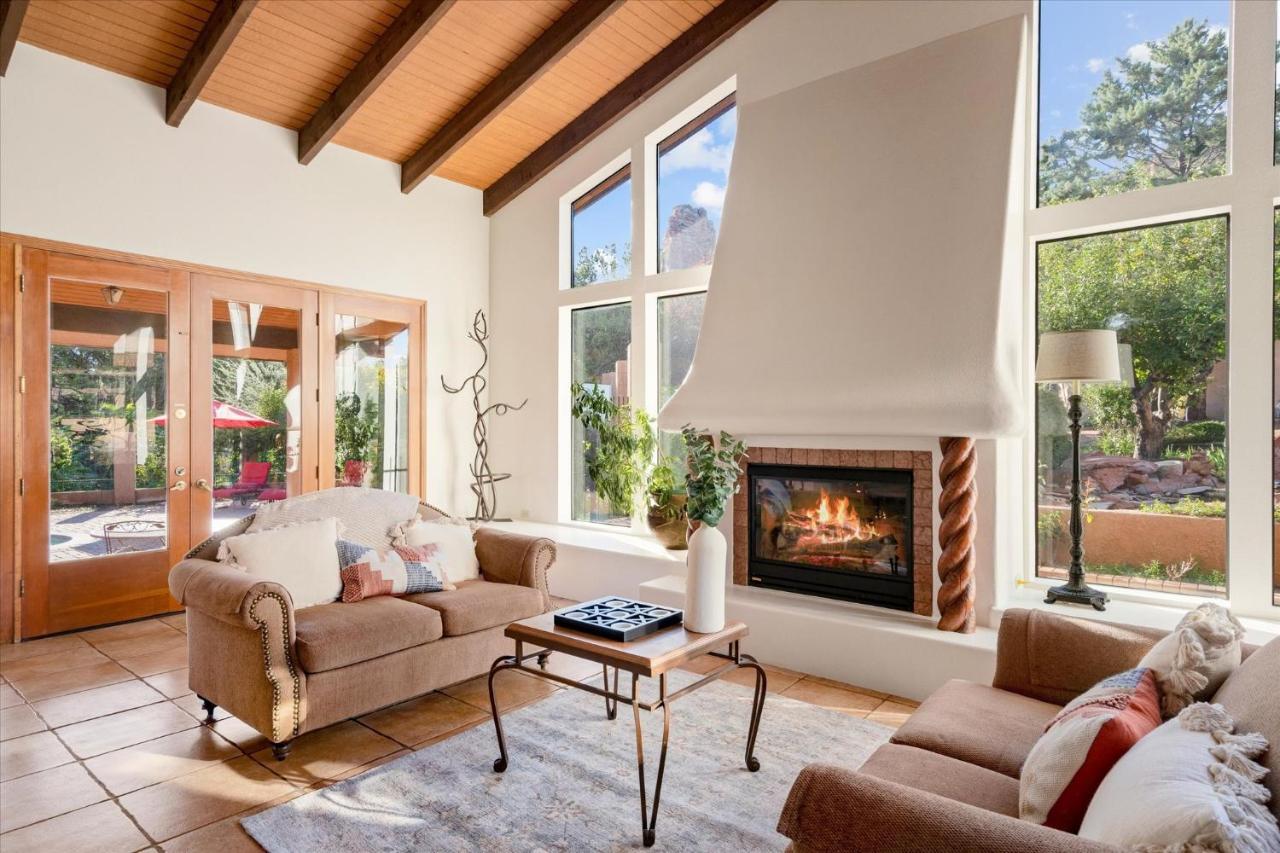 Adobe Village Villa With Private Patio - Sunset Villa 세도나 외부 사진