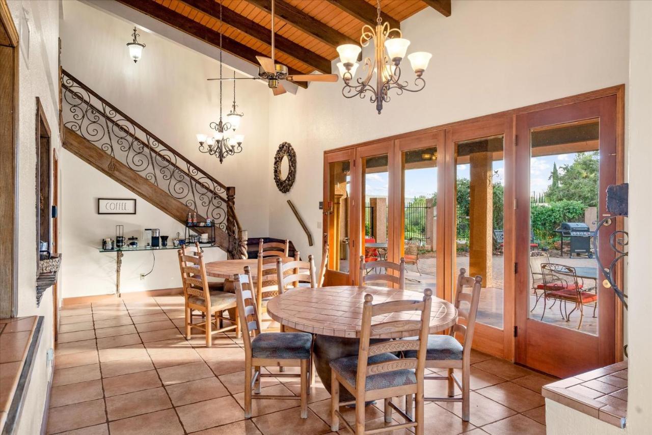 Adobe Village Villa With Private Patio - Sunset Villa 세도나 외부 사진