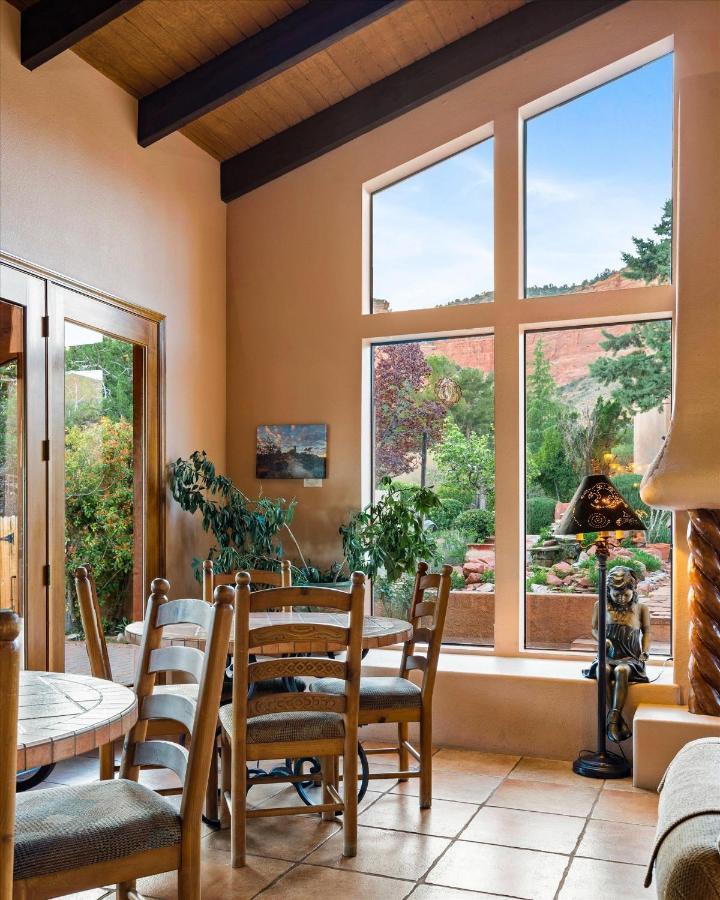 Adobe Village Villa With Private Patio - Sunset Villa 세도나 외부 사진
